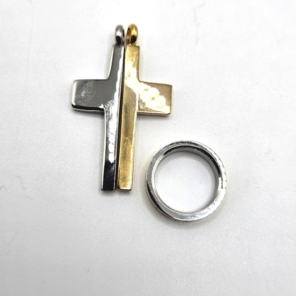 🟢3/$19🟢 Cross LOVE Pendant Gold Silver Plated Steel Unisex Couples - Picture 3 of 4